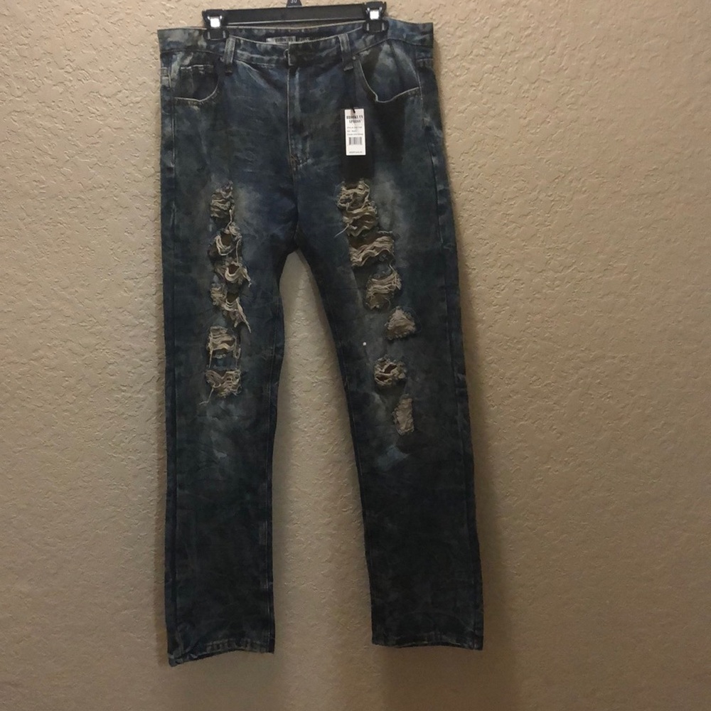 NWT Brooklyn Express distresses jeans size 36x32